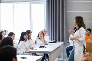 How a Porn Addiction Therapist Venice Can Help You Heal